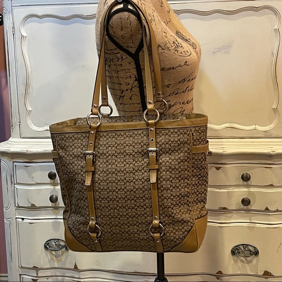 Coach Signature Gallery Mini C Khaki Large Carryall Tote Bag NWOT - Picture 11 of 12